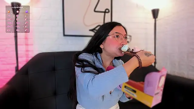 lucy neil online show from February 14, 2026, 2:41 am