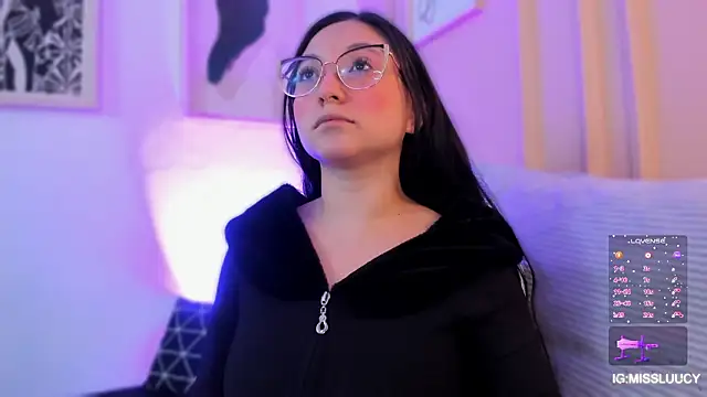 lucy neil online show from March 4, 2026, 2:39 am