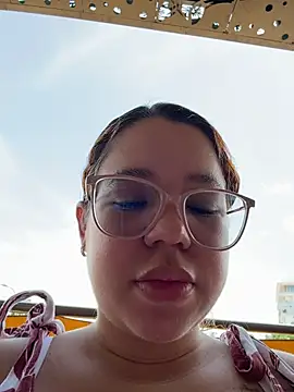 Lucyklein2022 online show from June 10, 2026, 6:07 pm
