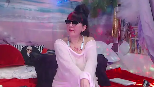 NightOrhideya online show from November 16, 2025, 3:23 am