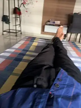 samy6261 online show from December 17, 2025, 9:15 am