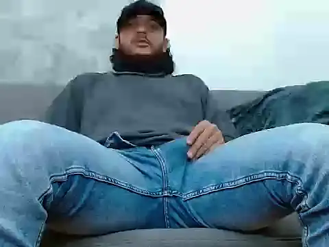 tuyo1995 online show from October 1, 2025, 1:06 pm