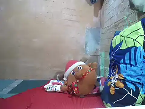 sweethotmom online show from March 12, 2025, 10:50 pm