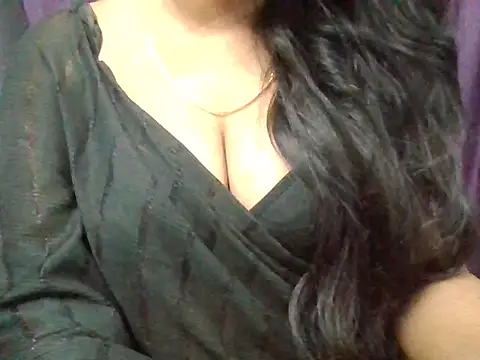 Snapshot of Roopshikha39 chatting on October 19, 2025, 7:25 pm Roopshikha39 online show from October 19, 2025, 7:25 pm