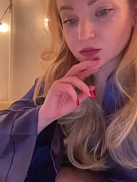 Lady  Maria online show from March 4, 2025, 7:11 pm