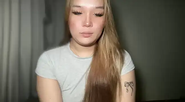 MissCataleyaxxx online show from December 24, 2024, 2:21 am