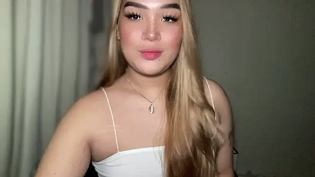 MissCataleyaxxx online show from March 20, 2025, 11:45 pm