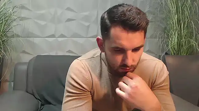 Antoniodiamond online show from December 7, 2024, 8:16 pm