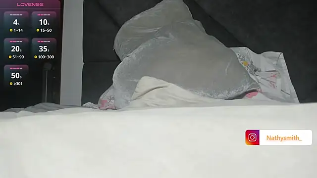 nathysmithxx online show from April 21, 2026, 2:51 am