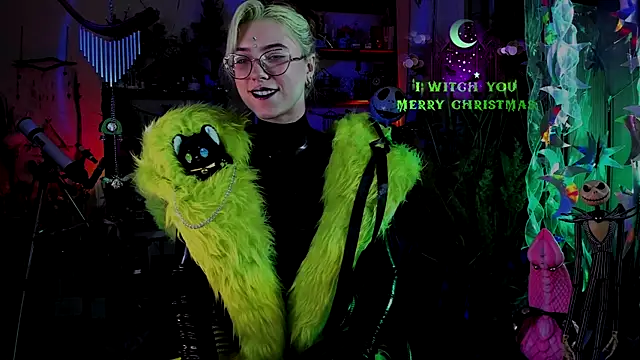 Scarlett Wanner online show from December 20, 2024, 8:12 pm