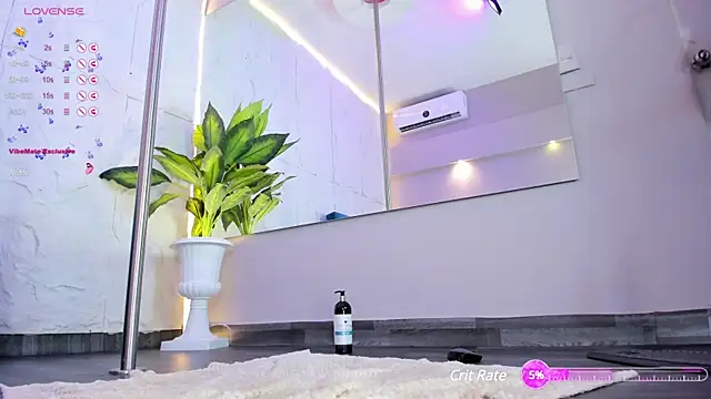 SaraFerrerx online show from March 7, 2025, 11:49 pm