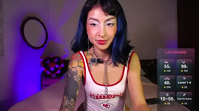 Cinamoonn online show from February 12, 2025, 6:09 pm