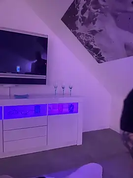 German Milf online show from March 2, 2025, 5:58 pm