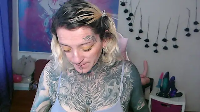 SLOPPYTITSS online show from September 28, 2025, 12:10 pm