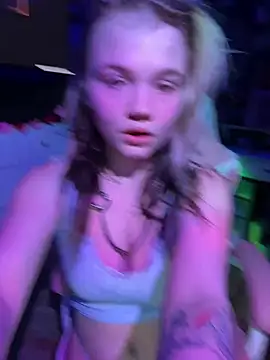 Cutiepiespanks online show from March 21, 2025, 2:07 am