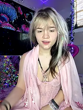 Cutiepiespanks online show from December 16, 2025, 9:09 pm