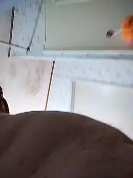 lawndad79 online show from December 10, 2024, 1:32 am