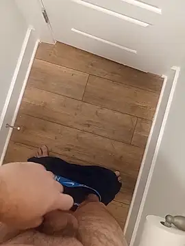 Snapshot of Mark_Dad chatting on February 9, 2026, 9:02 am Mark Dad online show from February 9, 2026, 9:02 am