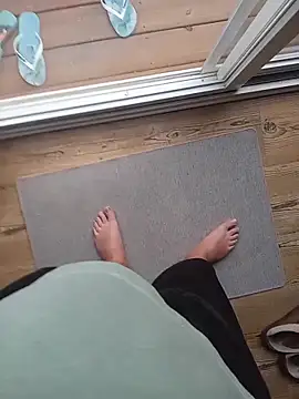 Snapshot of Mark_Dad chatting on April 11, 2026, 10:52 am Mark Dad online show from April 11, 2026, 10:52 am