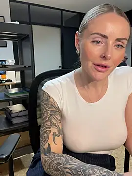 EmaSalis online show from January 27, 2025, 2:24 pm