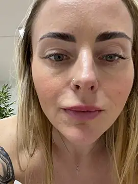 EmaSalis online show from February 12, 2025, 1:48 pm