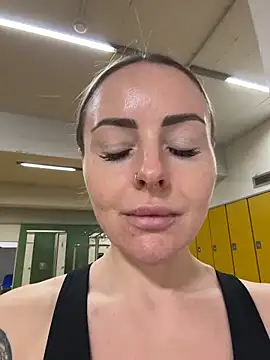 EmaSalis online show from February 14, 2026, 1:19 pm