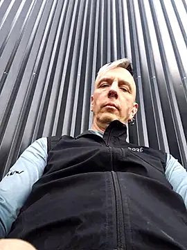 seelengleich online show from April 26, 2026, 1:53 pm