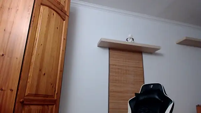 Lisakisss online show from March 20, 2025, 7:57 pm