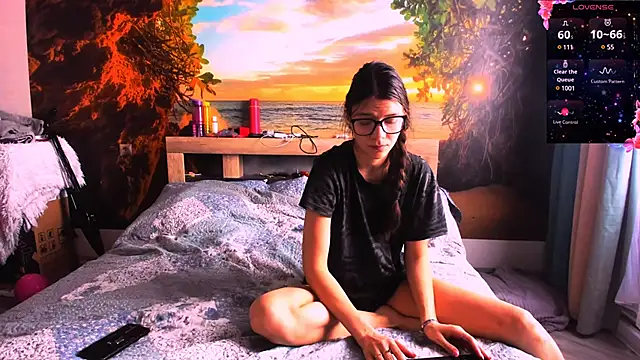 MollyLollipop online show from March 6, 2025, 5:03 am