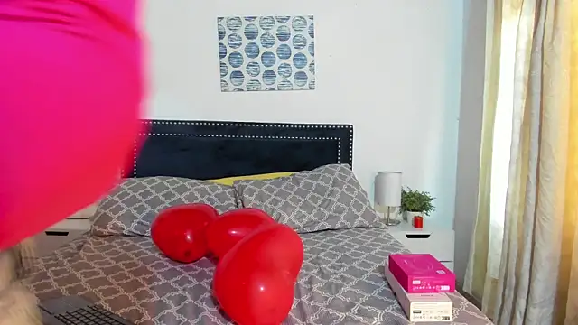 ZulyMichels online show from February 10, 2026, 12:20 pm