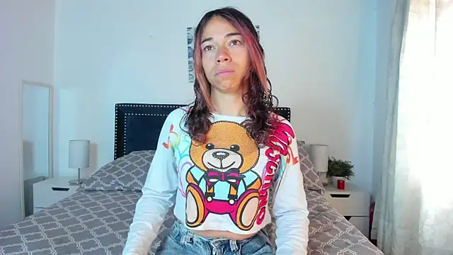 ZulyMichels online show from March 25, 2026, 12:44 pm