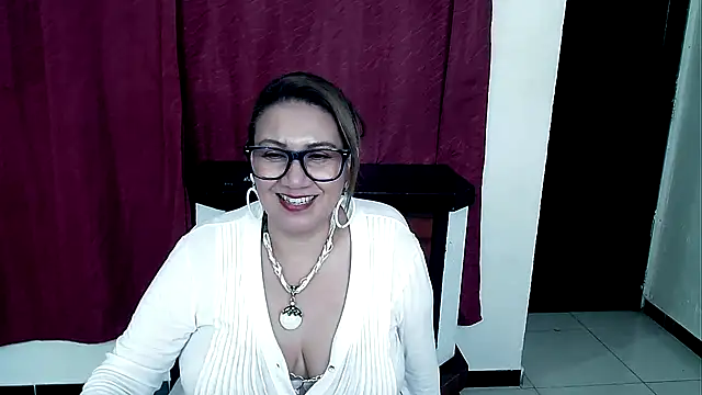 yayita mature online show from February 1, 2025, 8:16 pm