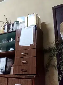 Snapshot of White_rabbit_ chatting on December 6, 2024, 8:37 am White rabbit  online show from December 6, 2024, 8:37 am