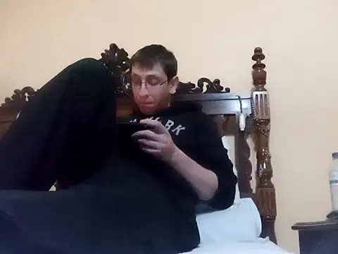 Snapshot of White_rabbit_ chatting on January 18, 2025, 9:13 pm White rabbit  online show from January 18, 2025, 9:13 pm