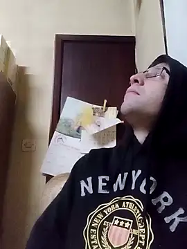 Snapshot of White_rabbit_ chatting on January 20, 2025, 9:11 pm White rabbit  online show from January 20, 2025, 9:11 pm