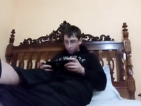 Snapshot of White_rabbit_ chatting on January 24, 2025, 5:42 pm White rabbit  online show from January 24, 2025, 5:42 pm