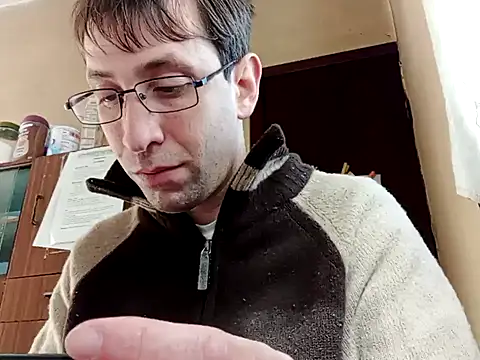 Snapshot of White_rabbit_ chatting on February 5, 2025, 10:51 am White rabbit  online show from February 5, 2025, 10:51 am