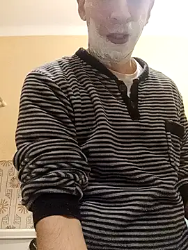 Snapshot of White_rabbit_ chatting on February 7, 2025, 9:04 pm White rabbit  online show from February 7, 2025, 9:04 pm