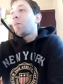 Snapshot of White_rabbit_ chatting on March 14, 2025, 8:42 am White rabbit  online show from March 14, 2025, 8:42 am