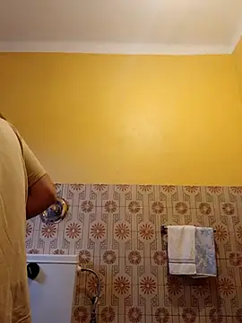 White rabbit  online show from November 16, 2025, 9:48 am