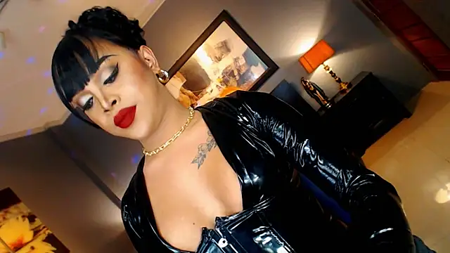 MarryQueen22 online show from November 11, 2025, 12:54 am