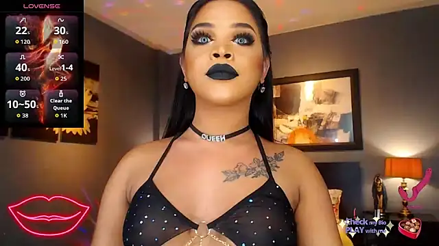 MarryQueen22 online show from April 16, 2026, 1:28 am