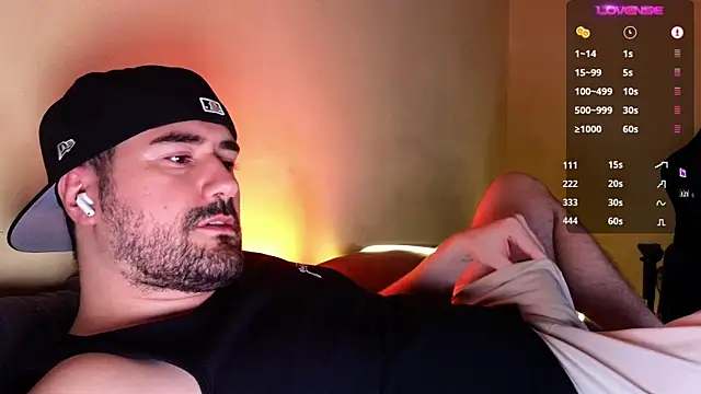 DominantTheo online show from December 2, 2024, 2:53 am