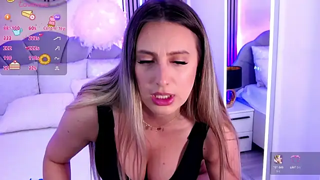 Eva Ryen online show from March 17, 2025, 6:42 pm