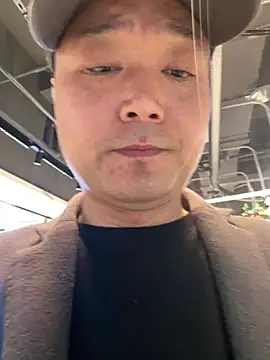 Snapshot of S00 chatting on March 9, 2026, 9:24 am S00 online show from March 9, 2026, 9:24 am