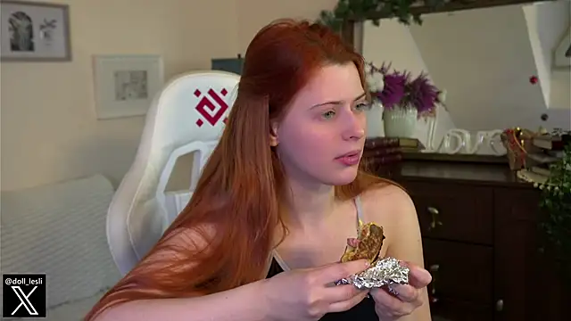 doll lesli online show from January 10, 2025, 5:34 pm