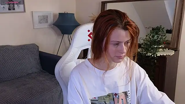 doll lesli online show from February 7, 2025, 2:26 pm