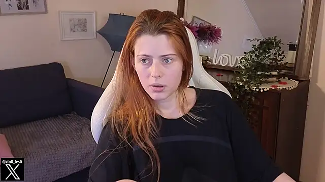 doll lesli online show from February 25, 2025, 5:25 pm