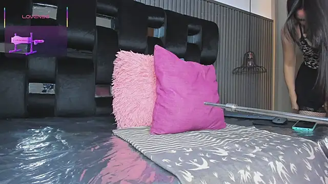 Snapshot of levana1 chatting on October 24, 2025, 3:03 am levana1 online show from October 24, 2025, 3:03 am