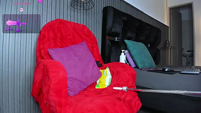 Snapshot of levana1 chatting on November 12, 2025, 9:03 pm levana1 online show from November 12, 2025, 9:03 pm